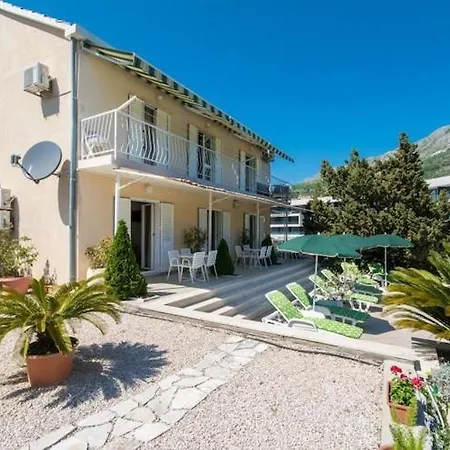 Apartment & Jokovic *